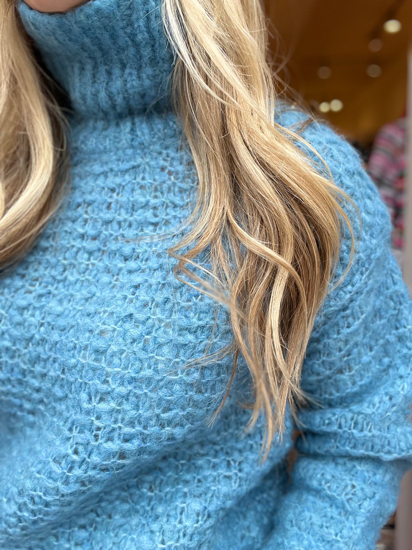 Naadam Cropped Turtleneck
