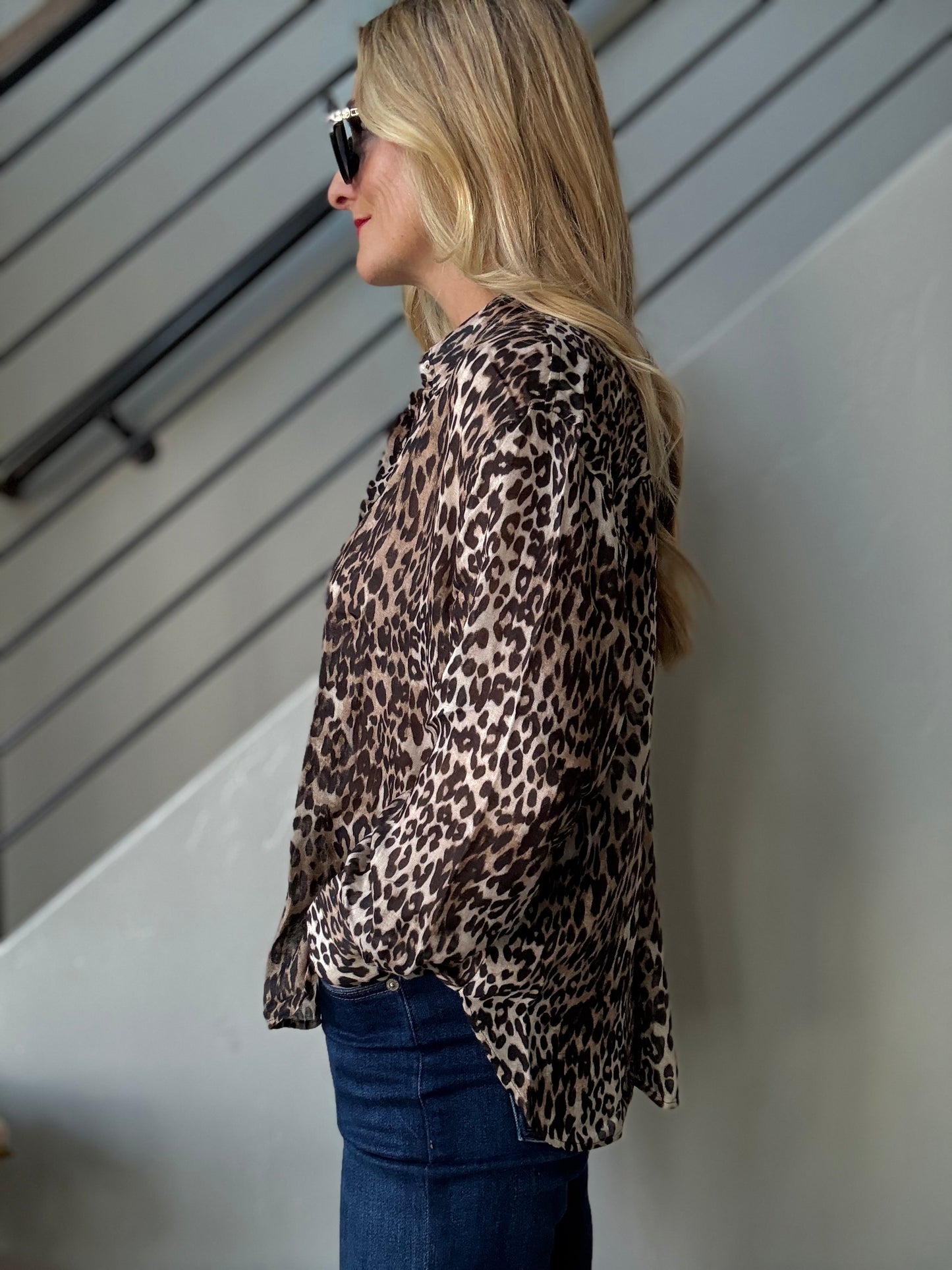 Robert Leo Blouse