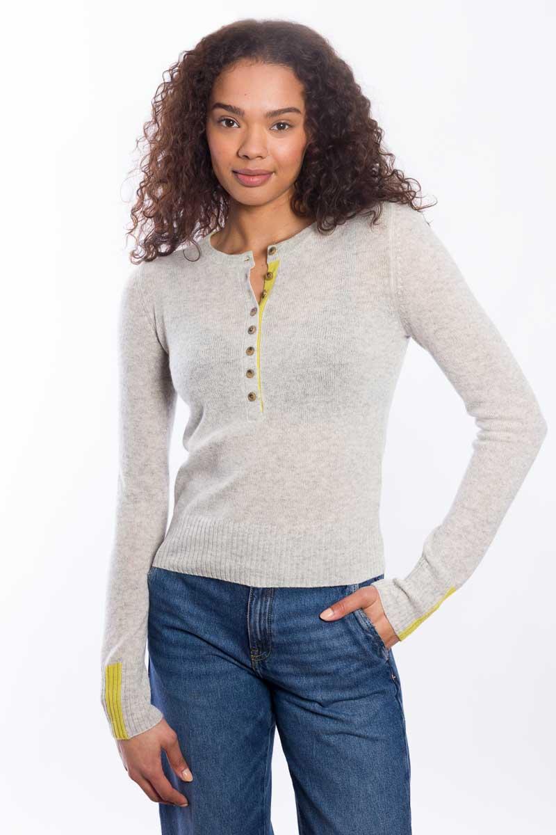 &Isla Crew Henley in Frost, worn by model
