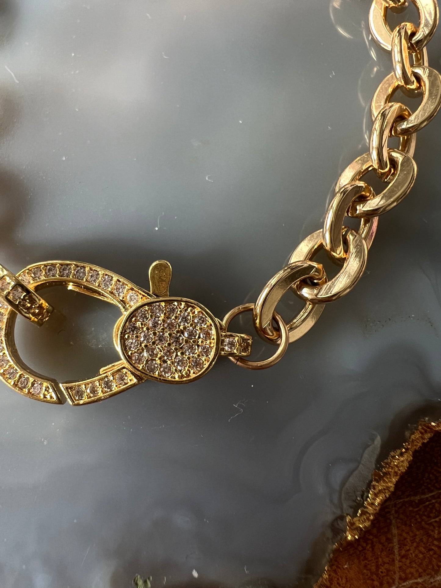 Ruby & Violet Sm Oval Link Pave Clasp Bracelet