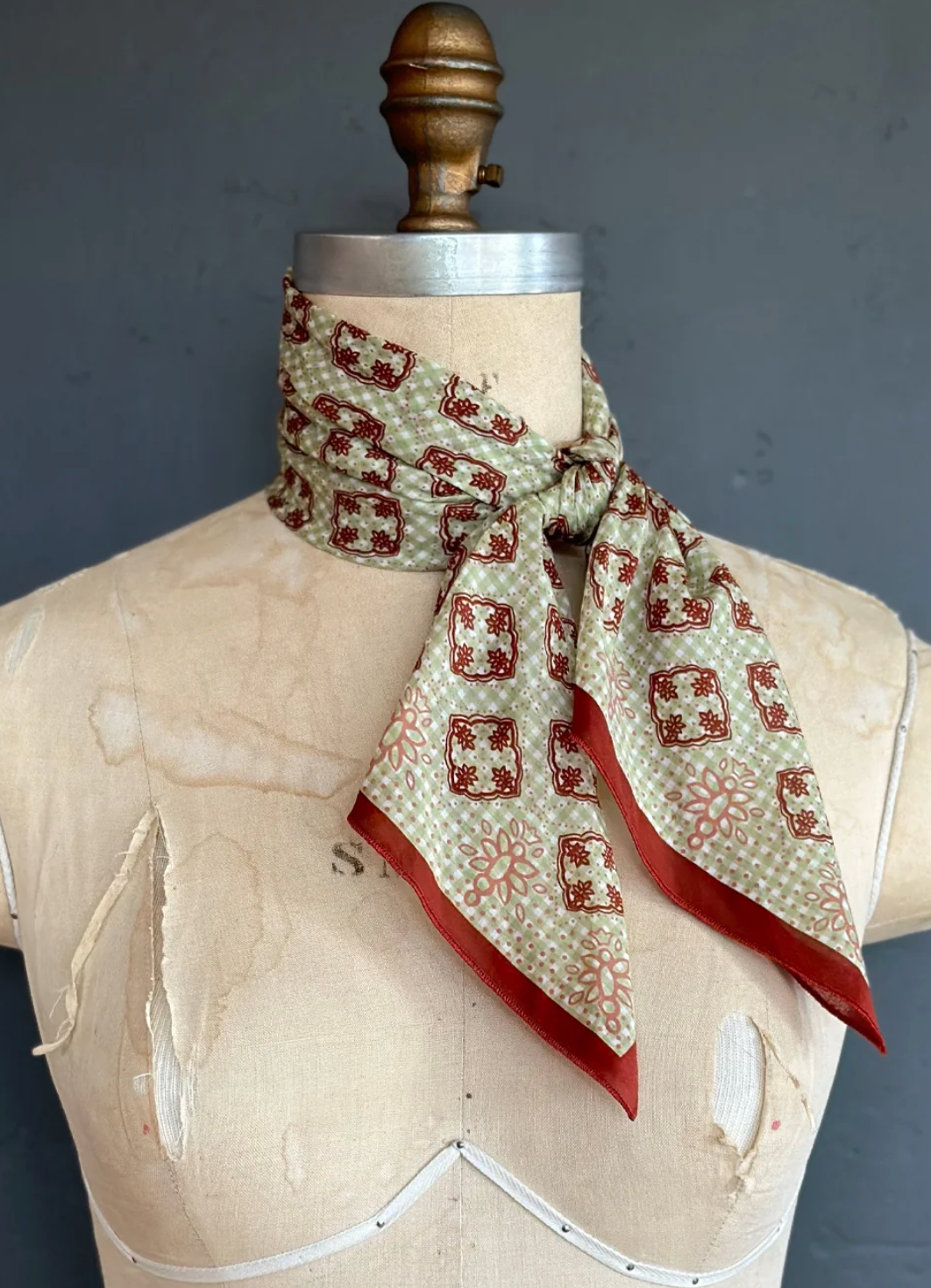 AHWR Spring Green Favorite Bandana