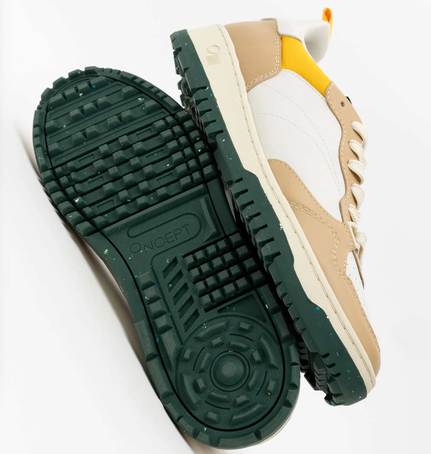 Oncept Phoenix Golf Sneaker