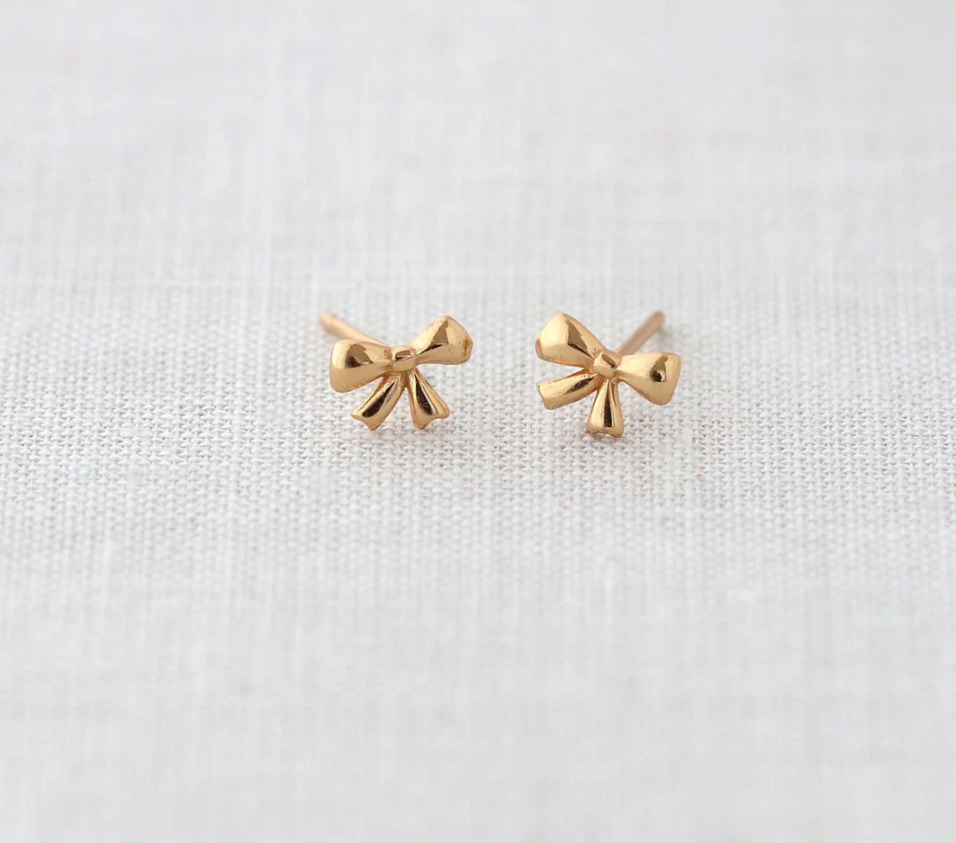 Kris Nations Bow Stud