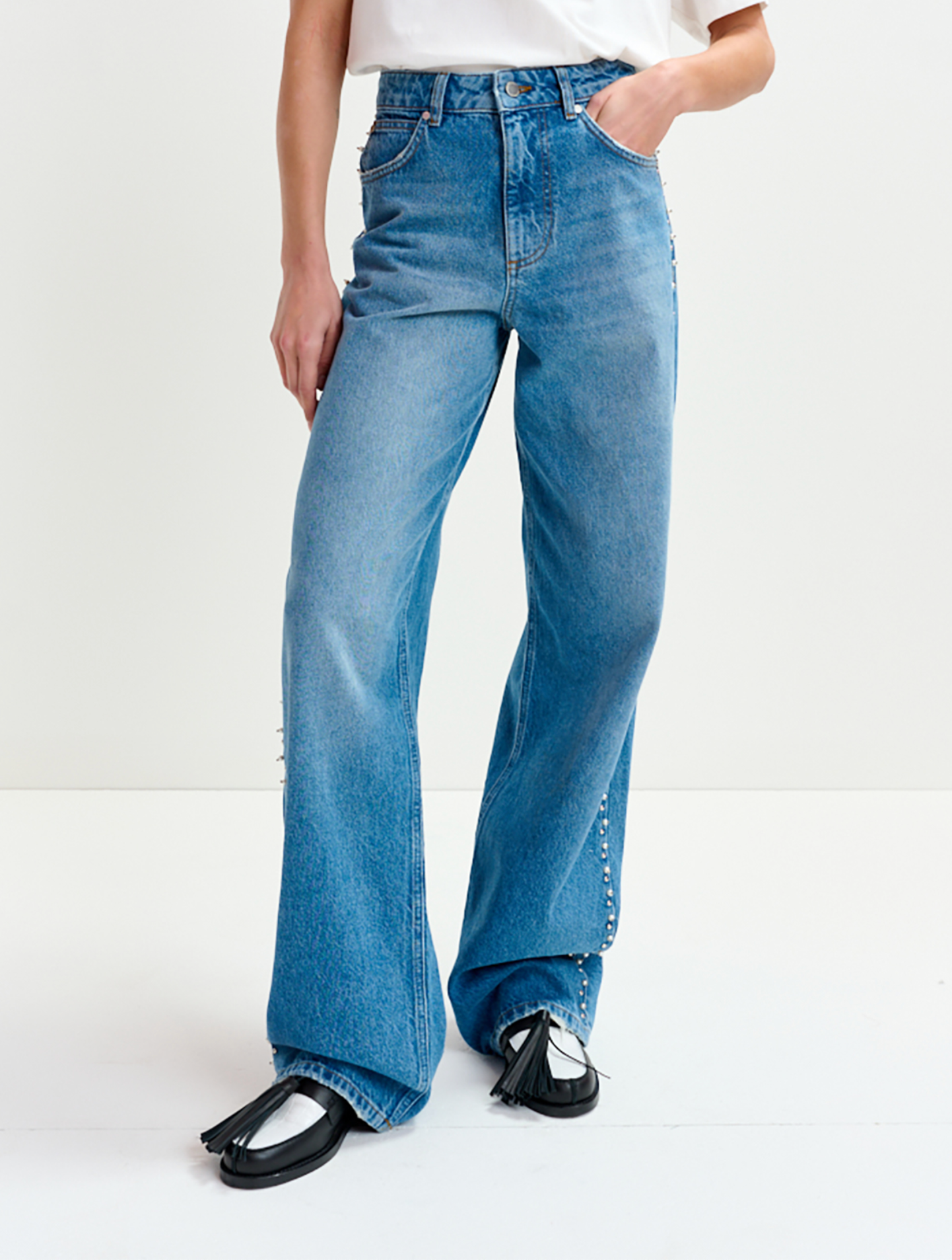 EA Embellished Jean