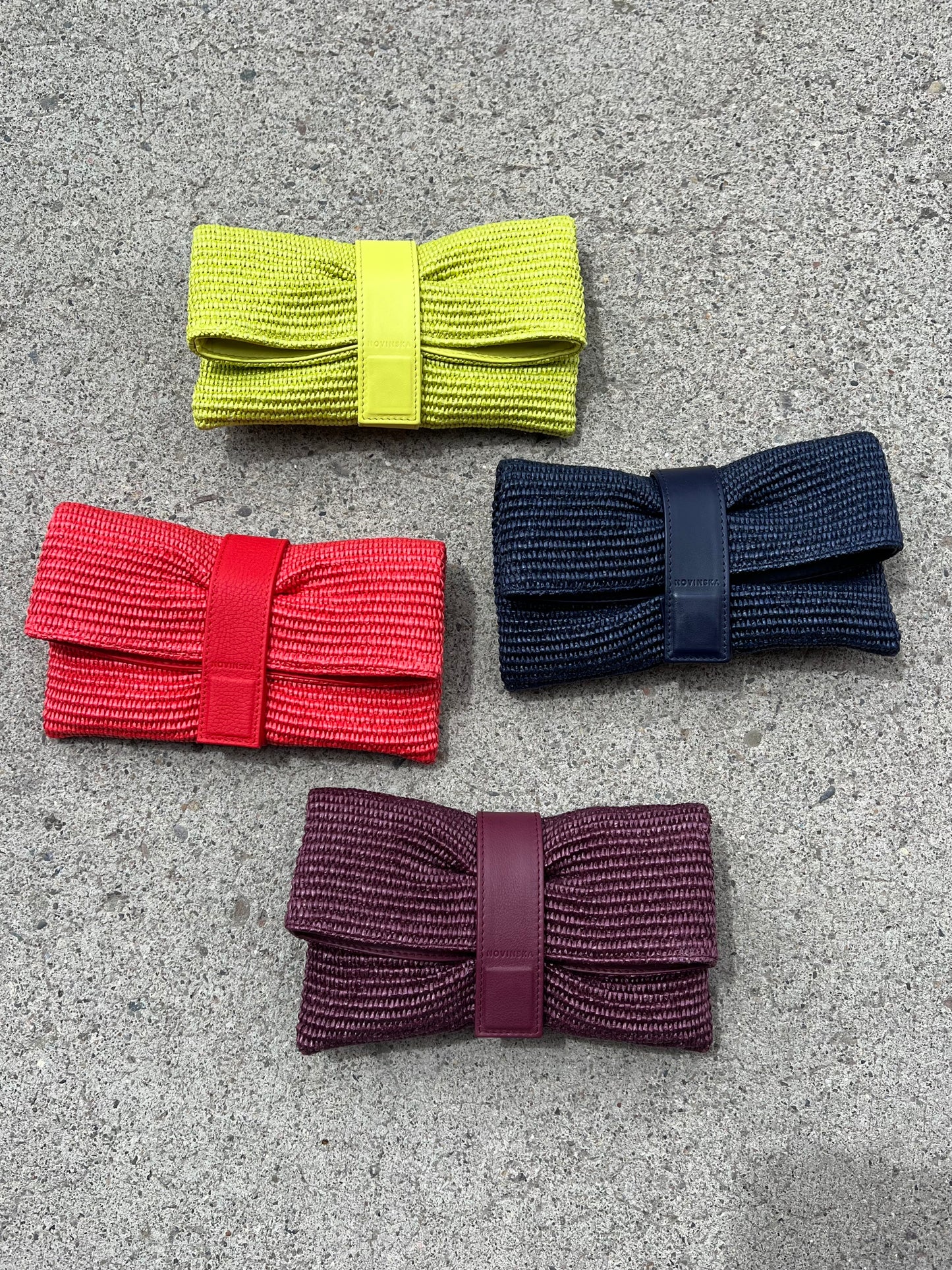 Novinska Raffia Clutch