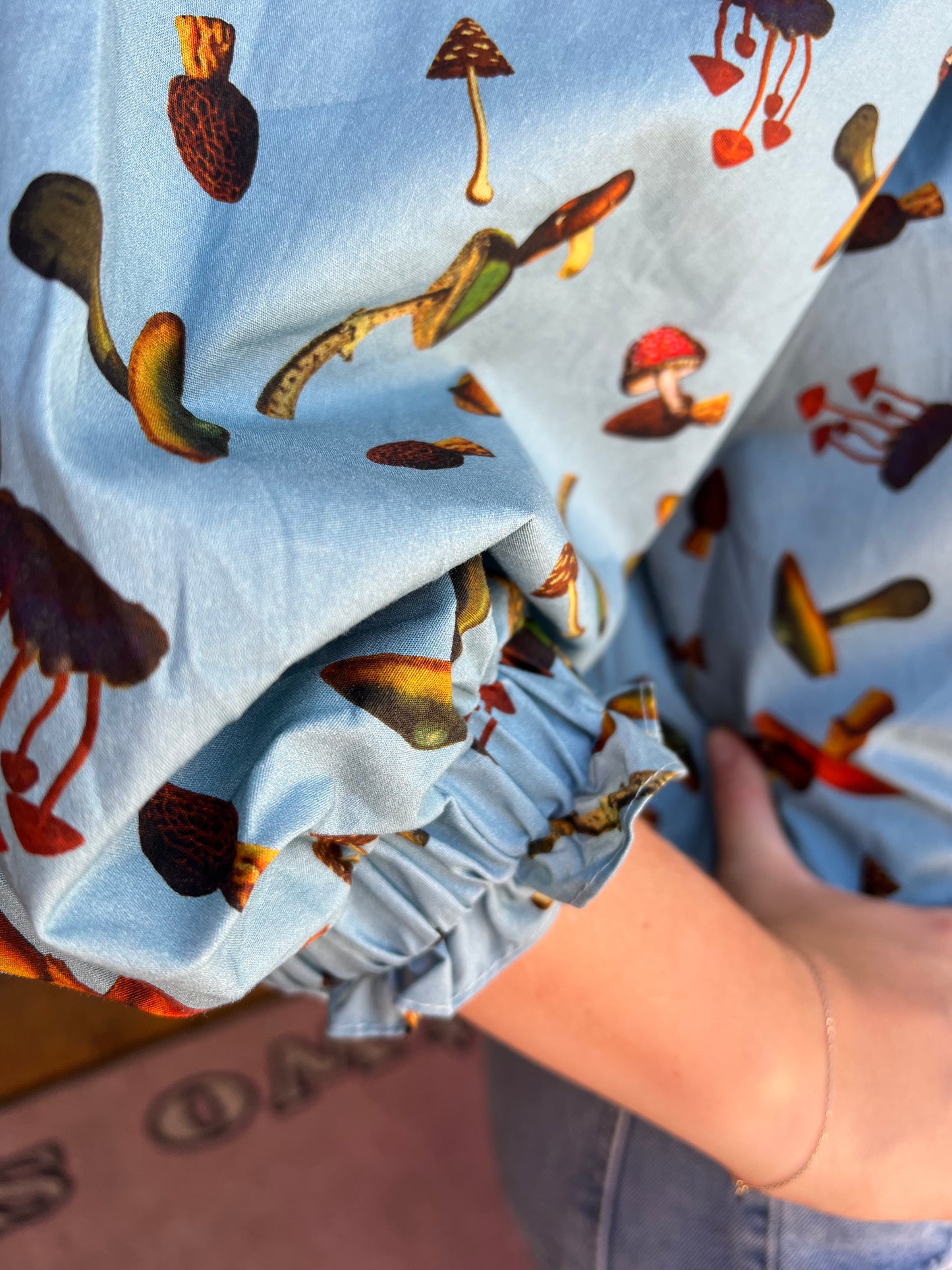 NAW Elastic Collar Mushroom Top