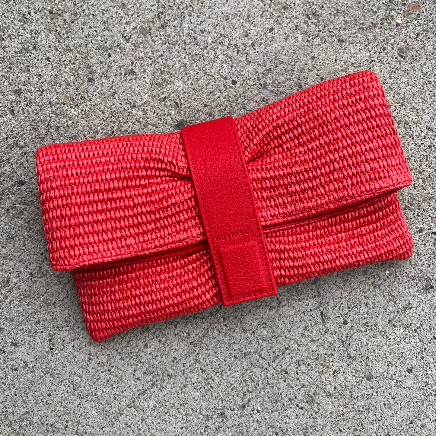 Novinska Raffia Clutch