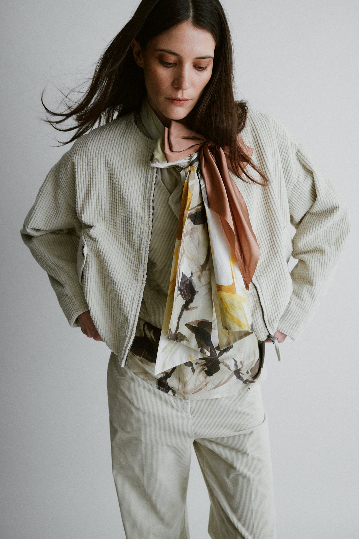 Hannes Roether Bomber Jacket in Risotto, product view