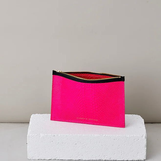 Ampersand as Apostrophe Half Tote