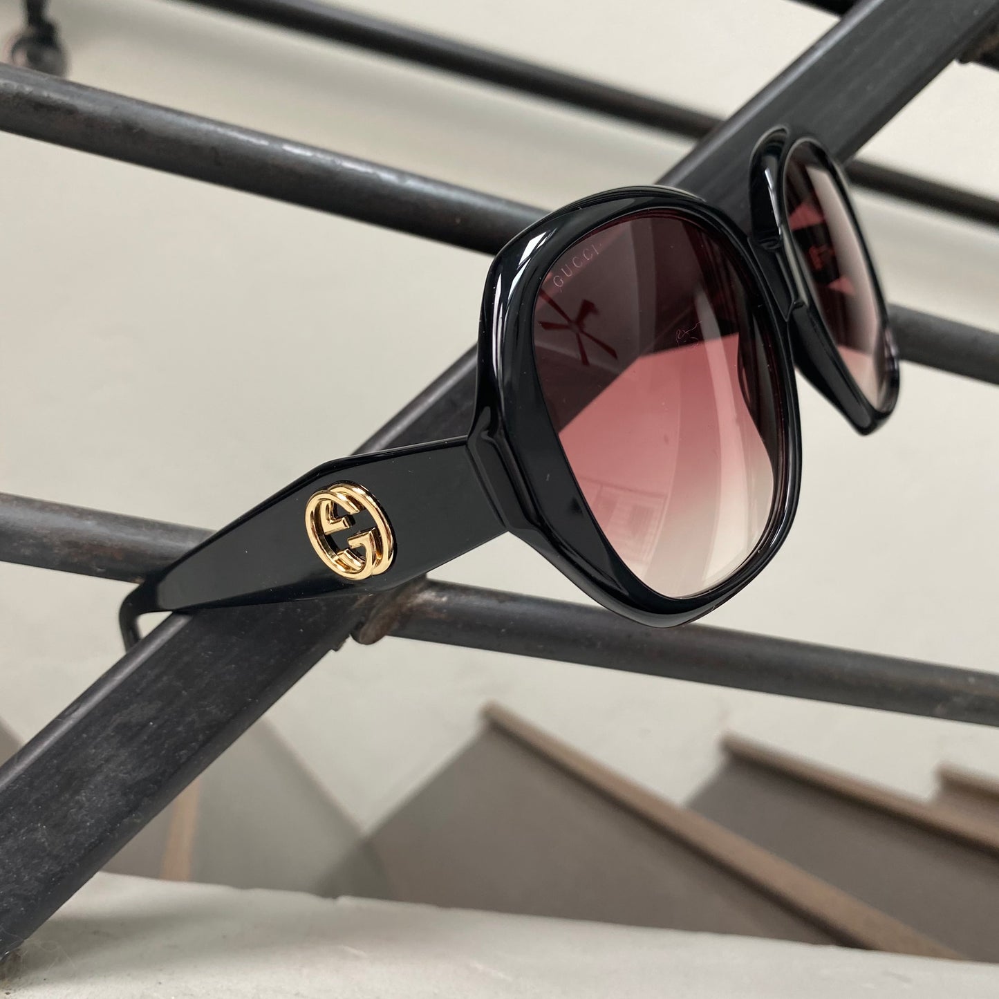 Gucci Large Black w/Rose Lens Sunglasses