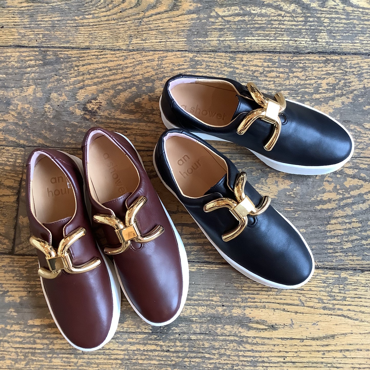 AHAAS SlipOn Knot Sneaker