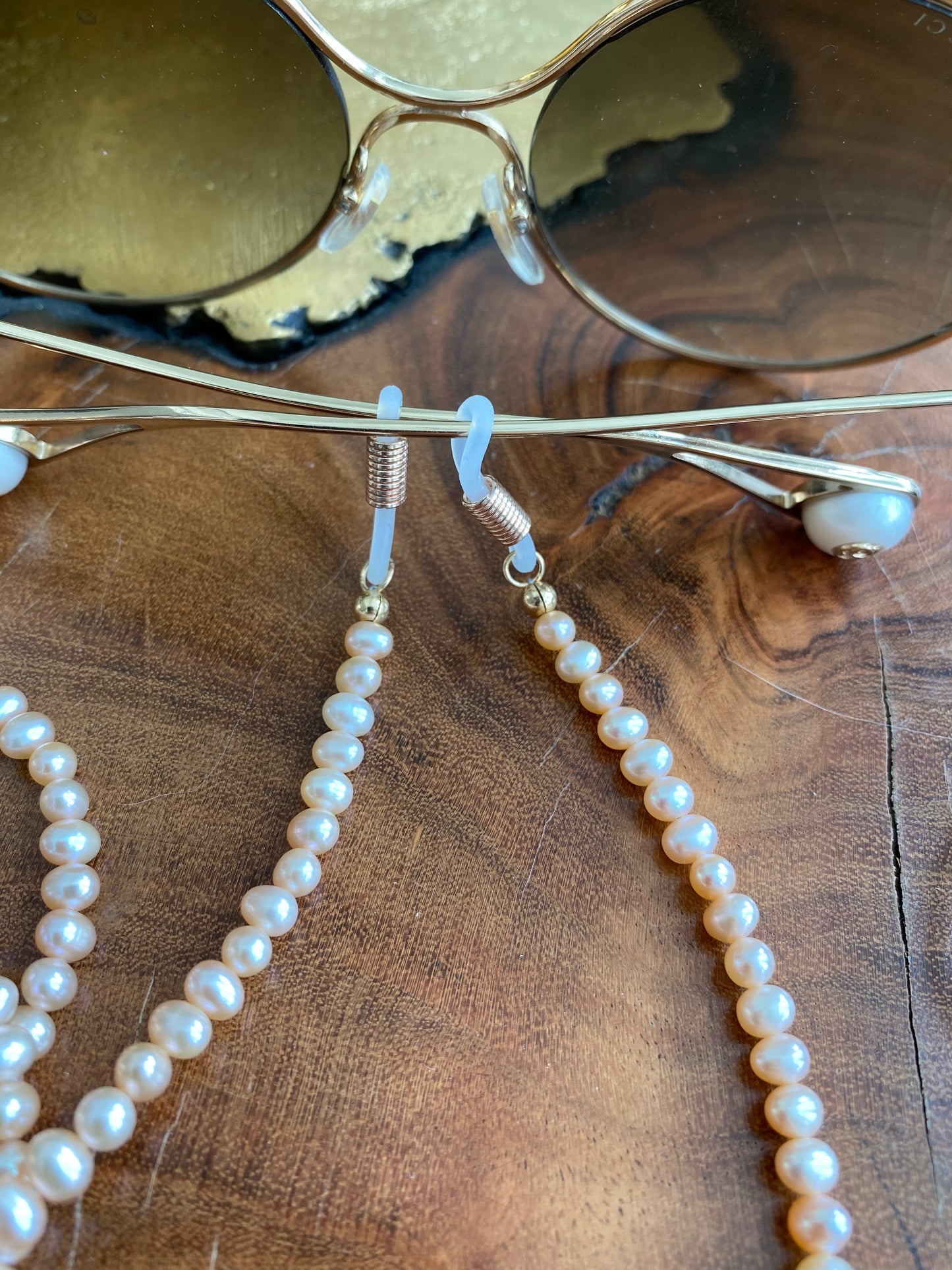 1533 Jewels Pearl Strands for Sunglasses