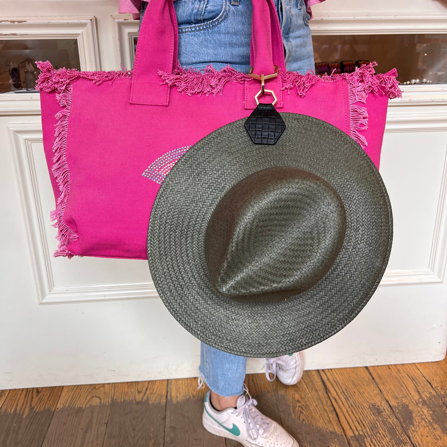 LA Top Tote Hex Woven Hat Clip