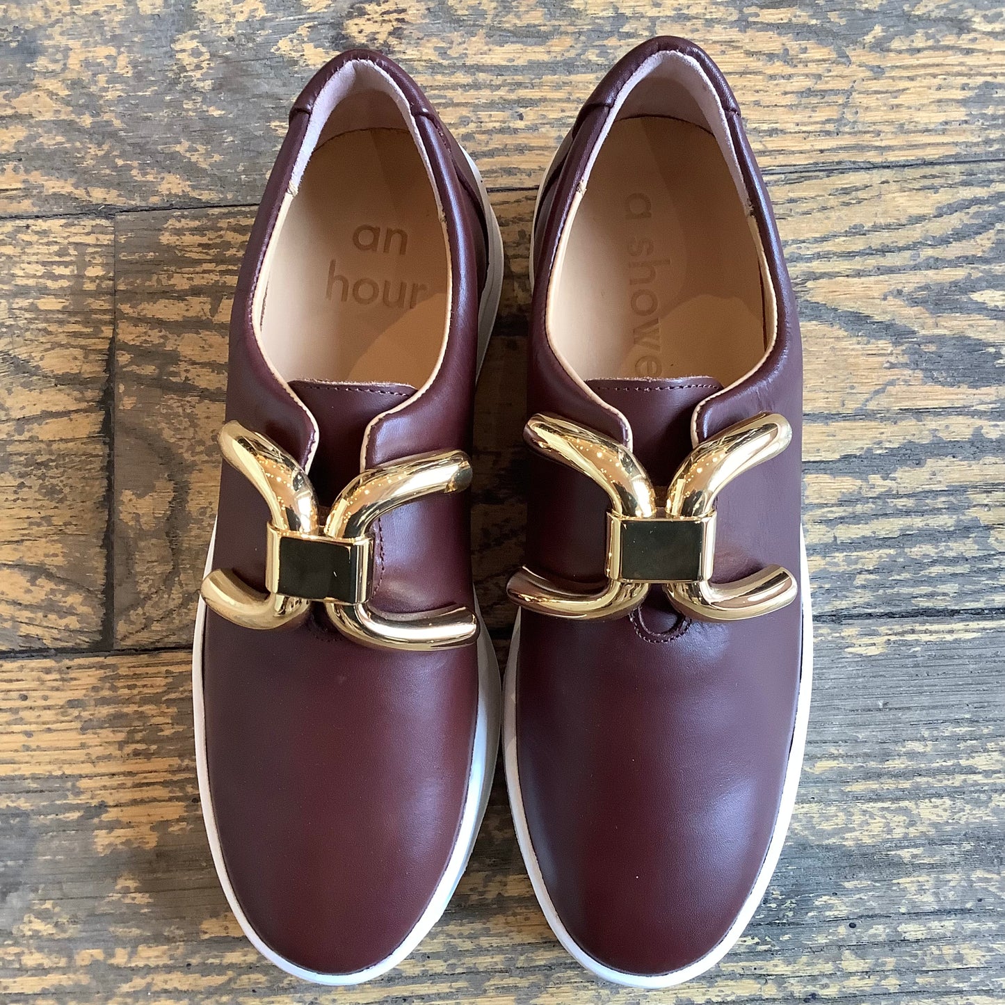 AHAAS SlipOn Knot Sneaker