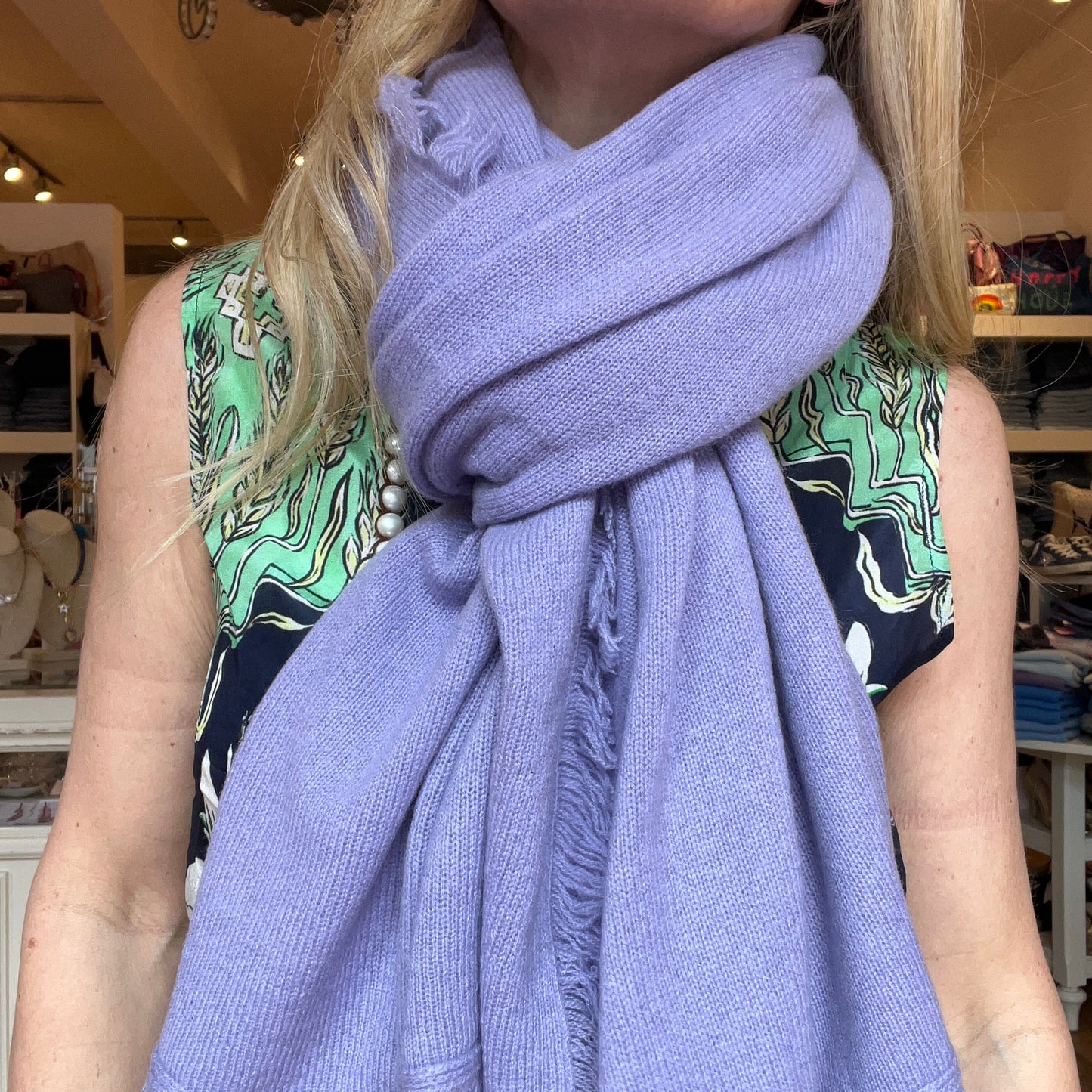 Van Kukil Isa Scarf
