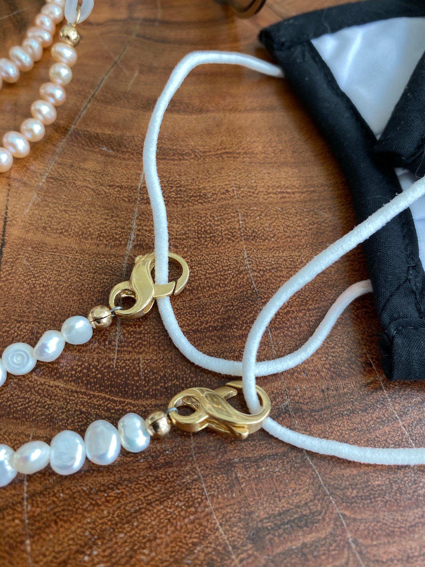 1533 Jewels Pearl Strands for Sunglasses