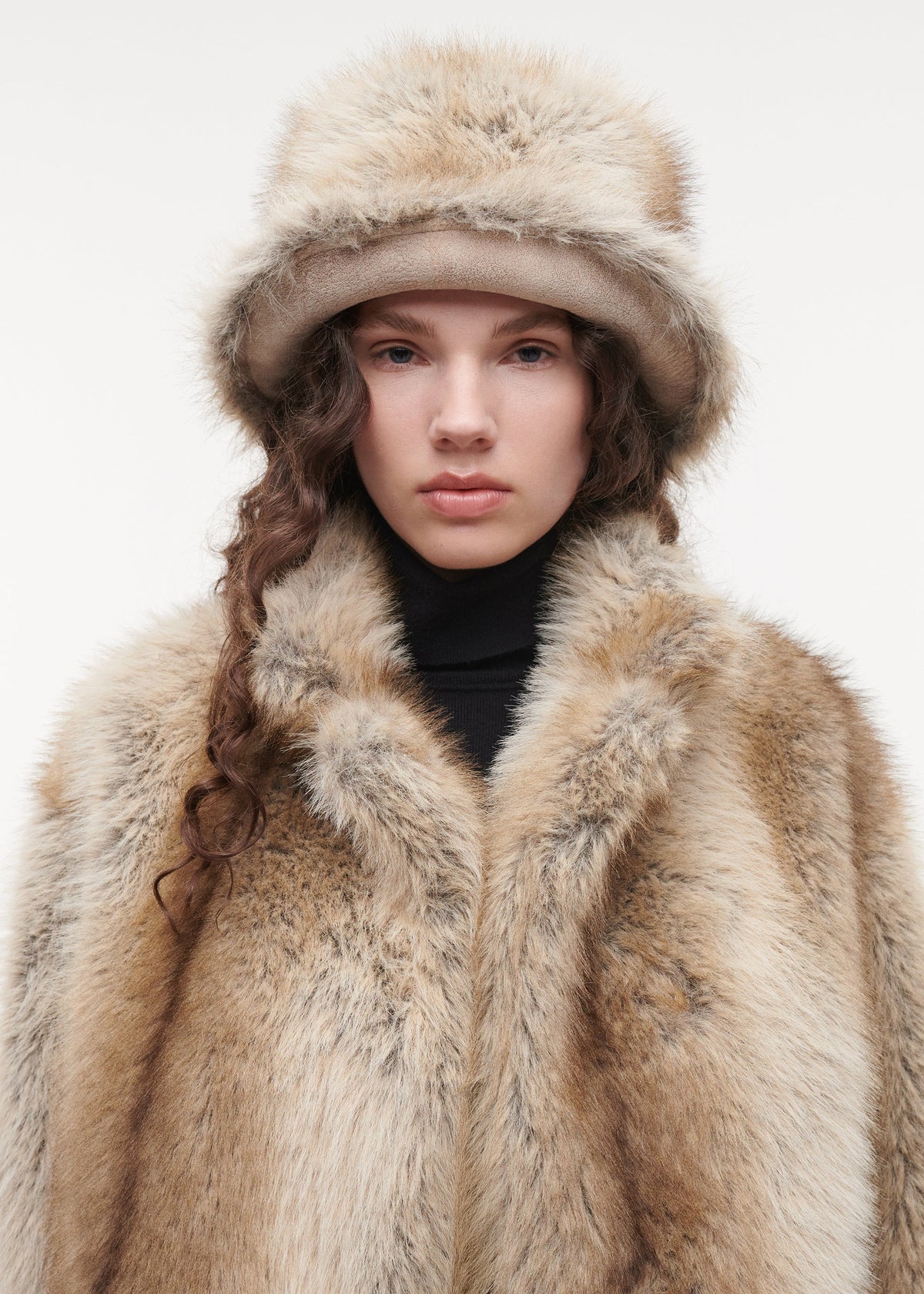 Studio AR Beau Faux Fox Hat in Light Fox, alternate view