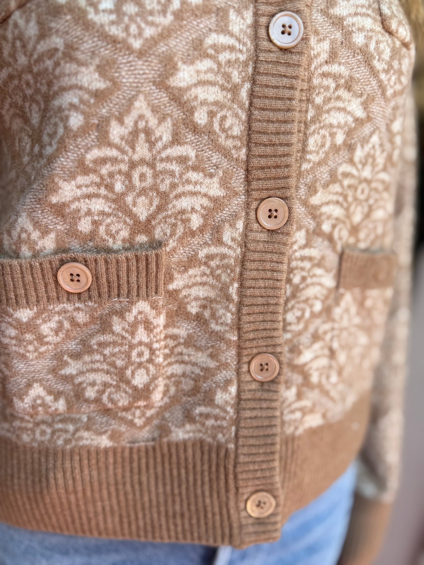 MR Jacquard Cardigan