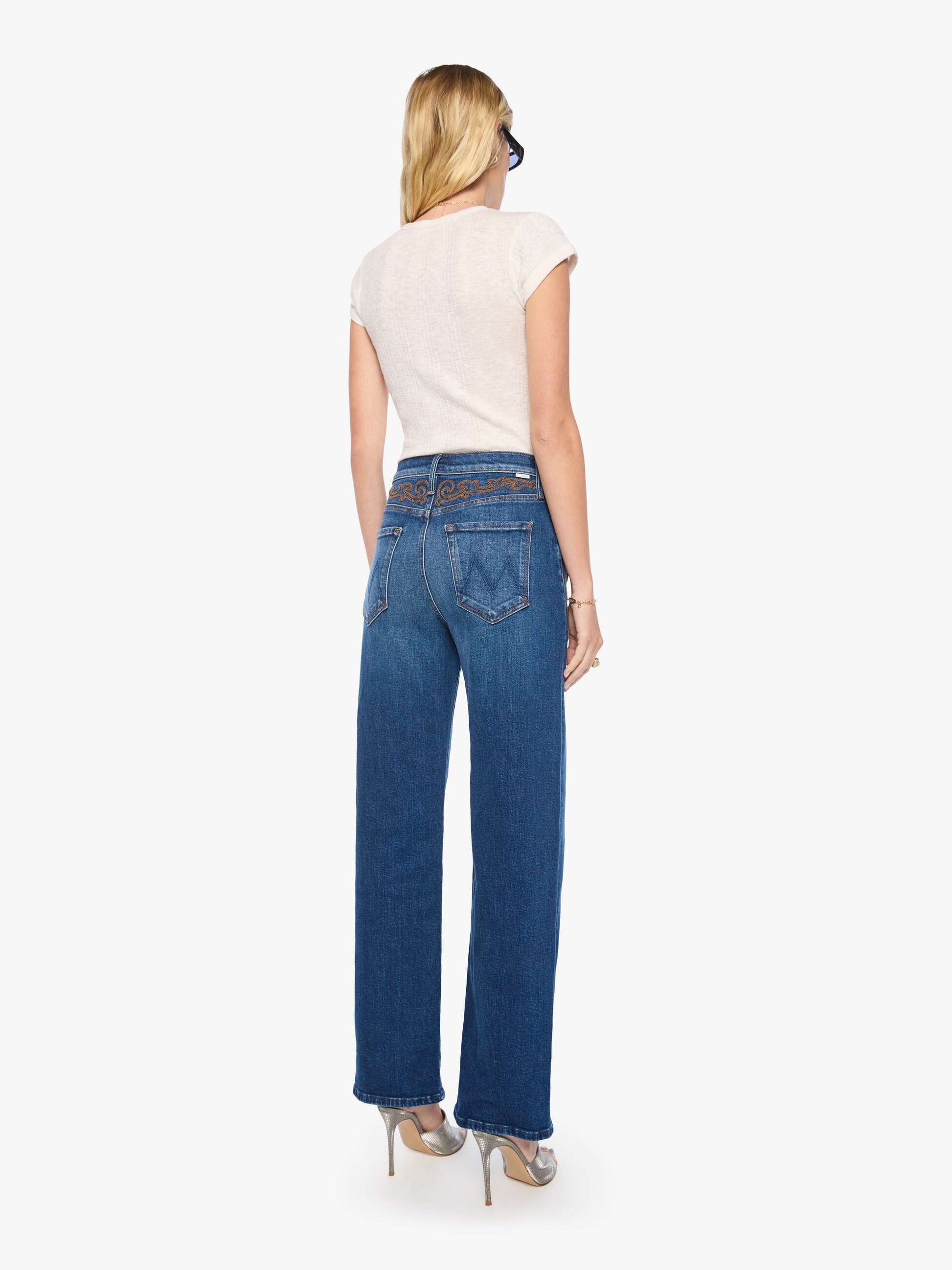 Mother Dodger Sneak in Cowgirls Only, back view
