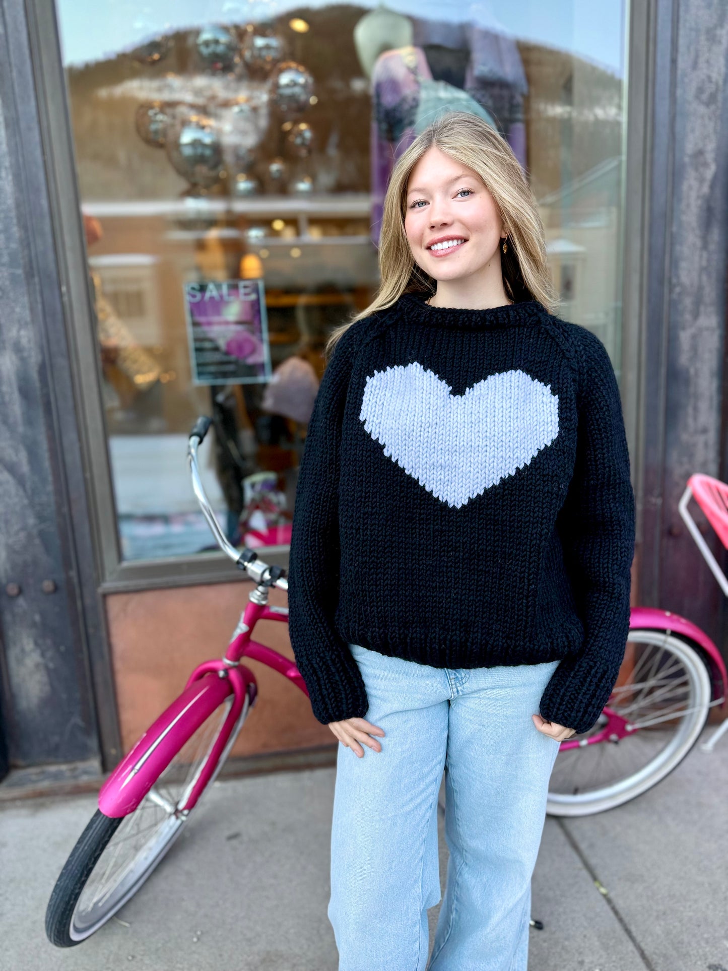 GOGO Big Heart Slouchy Pullover