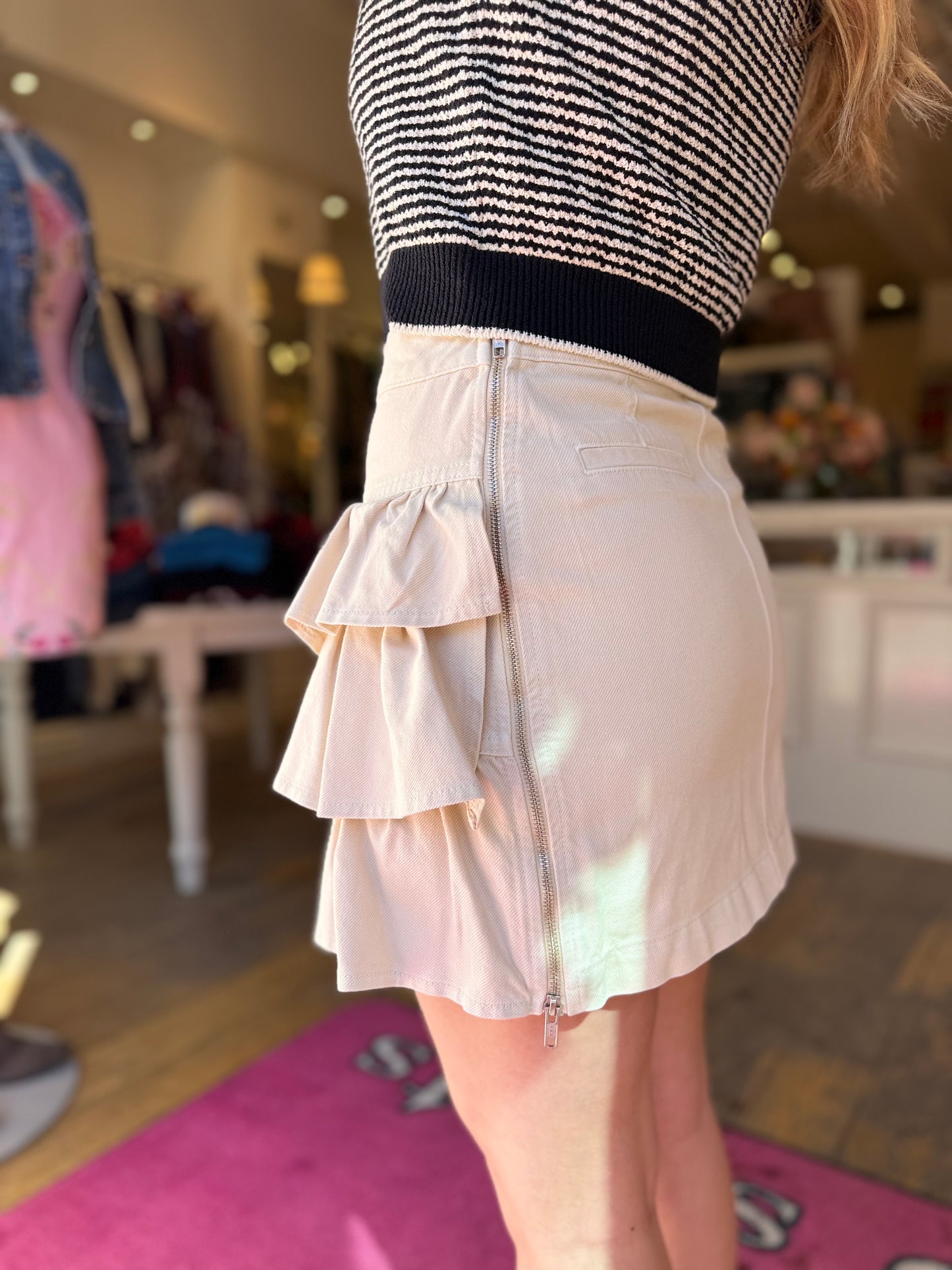 Essentiel Ruffle Mini