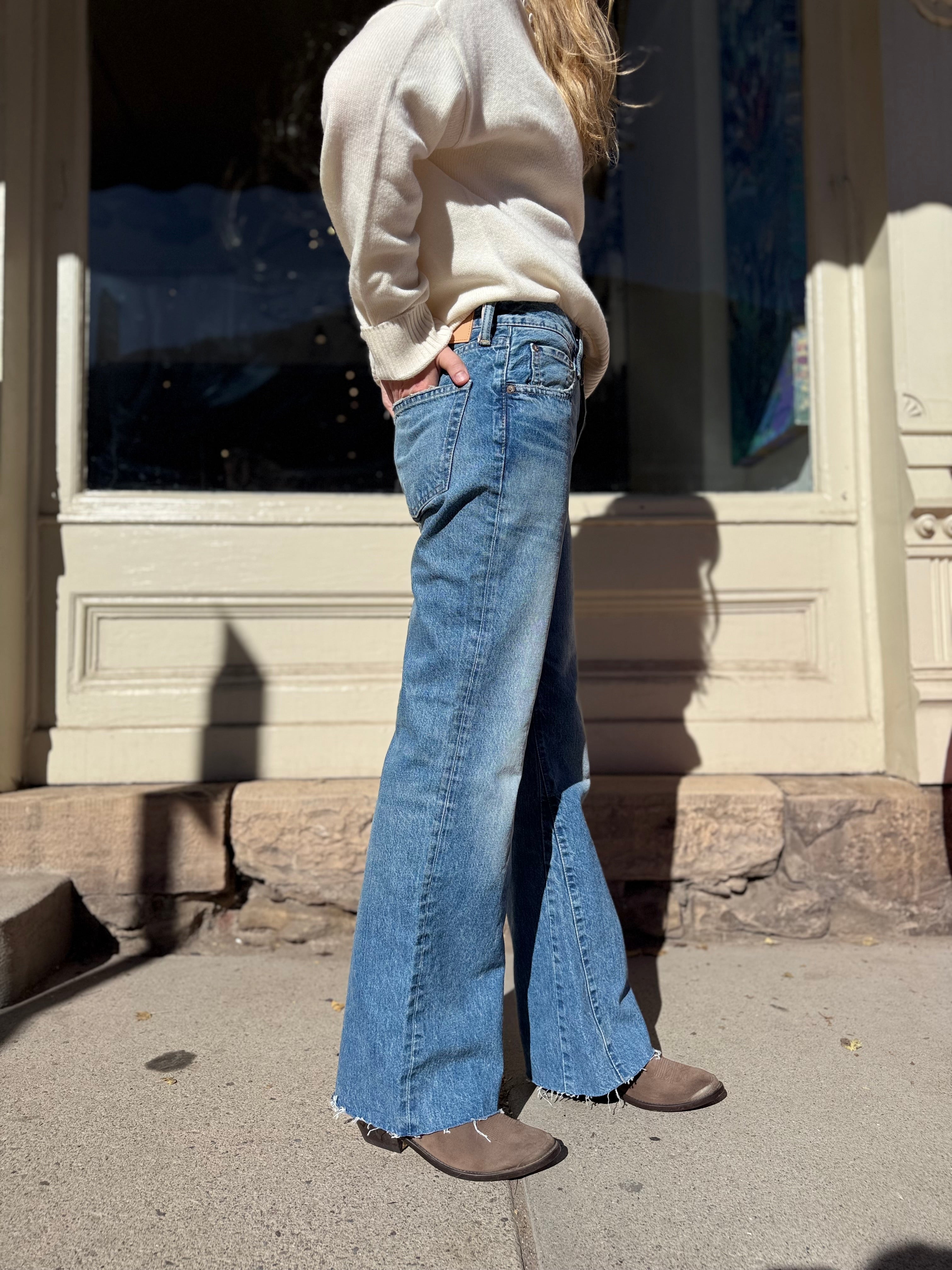 Moussy HR Atlantis Flare – Two Skirts