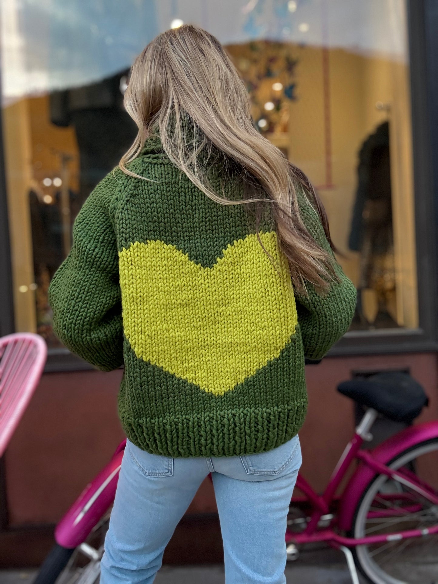 GOGO Short Heart Cardigan