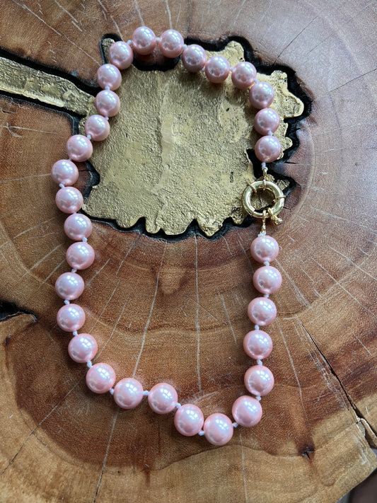 Lauren Amble Pink Shell Pearl Necklace Short