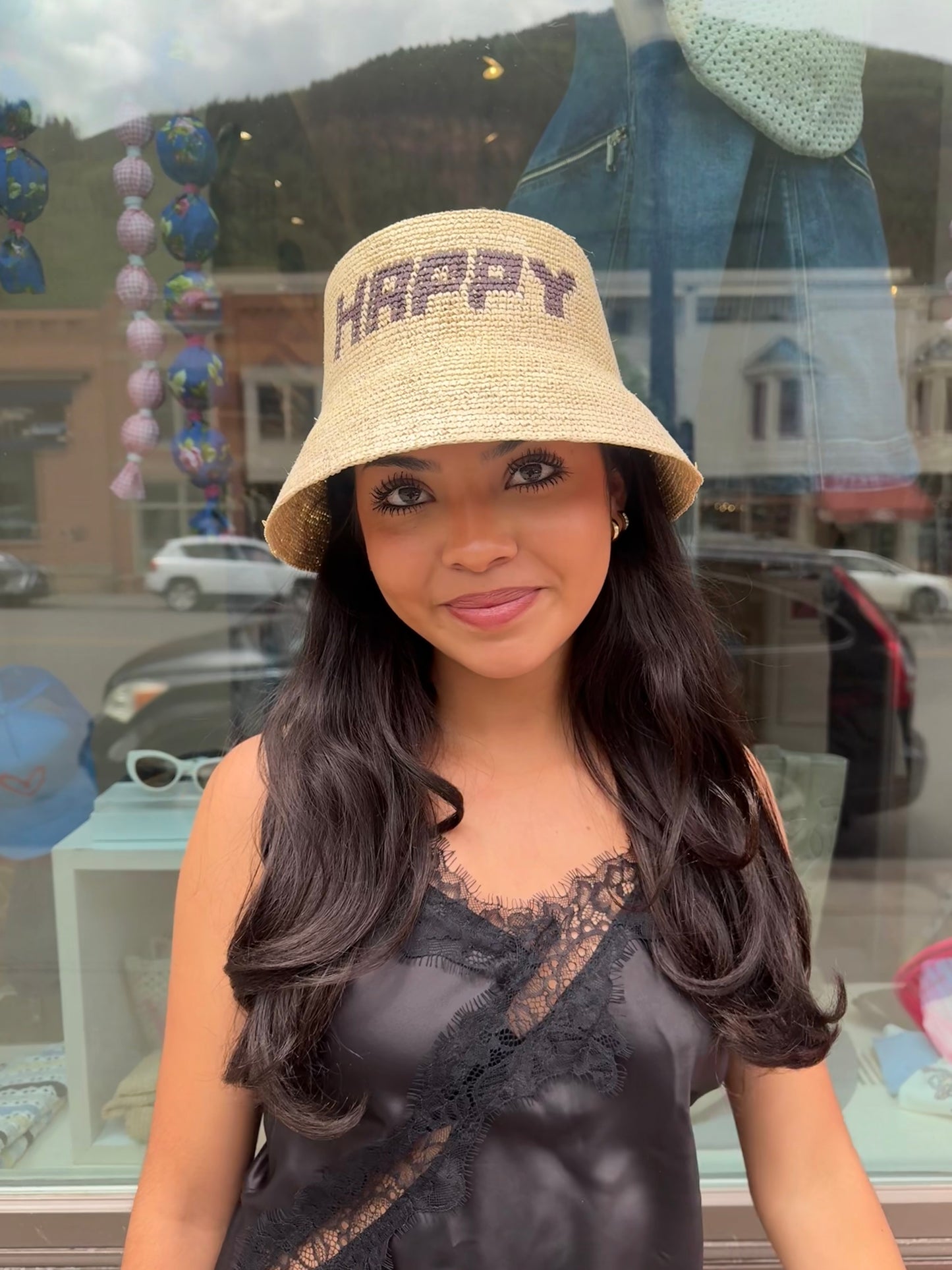 Rachol Happy Hat in Brown