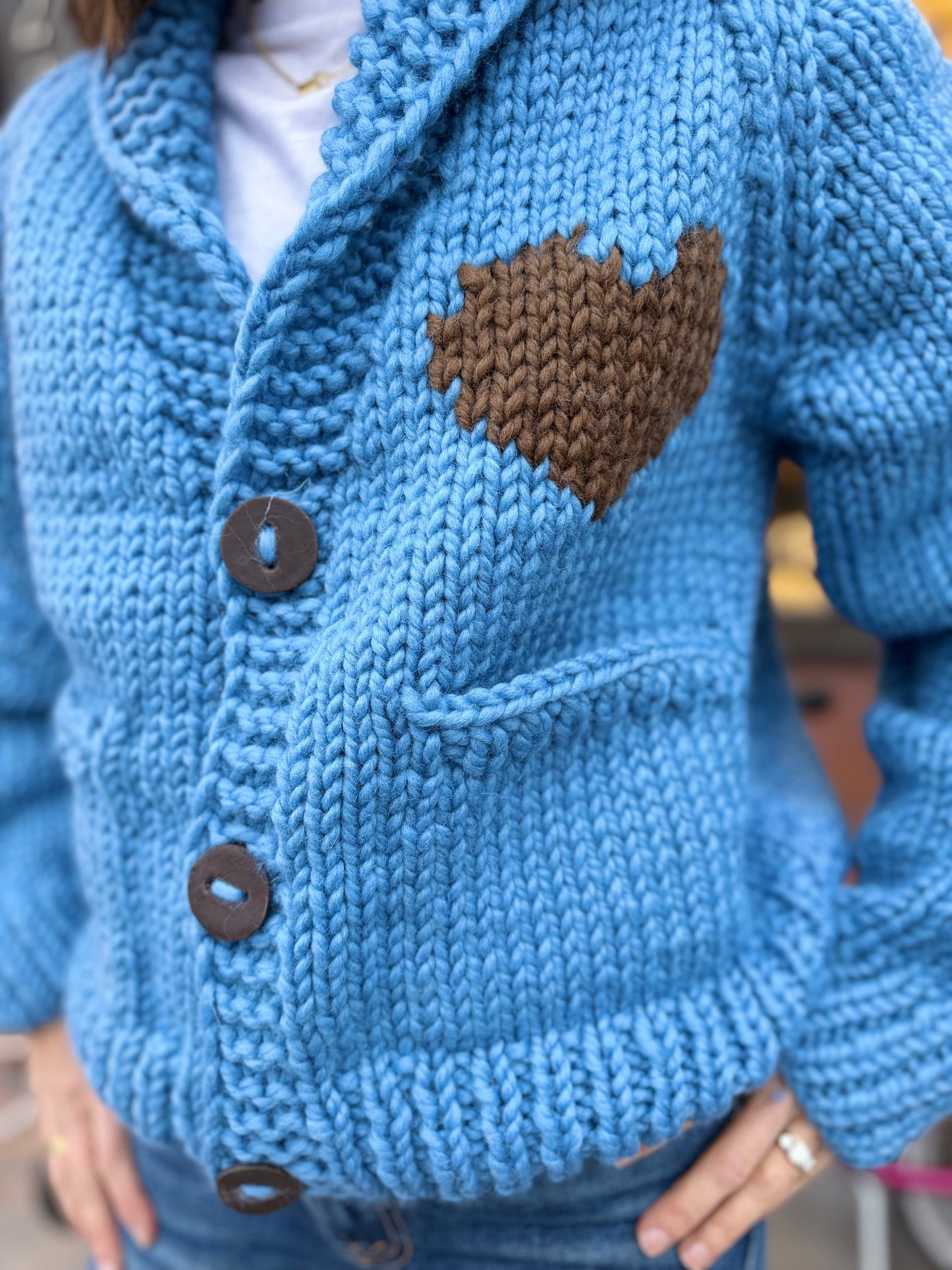 GOGO Short Heart Cardigan