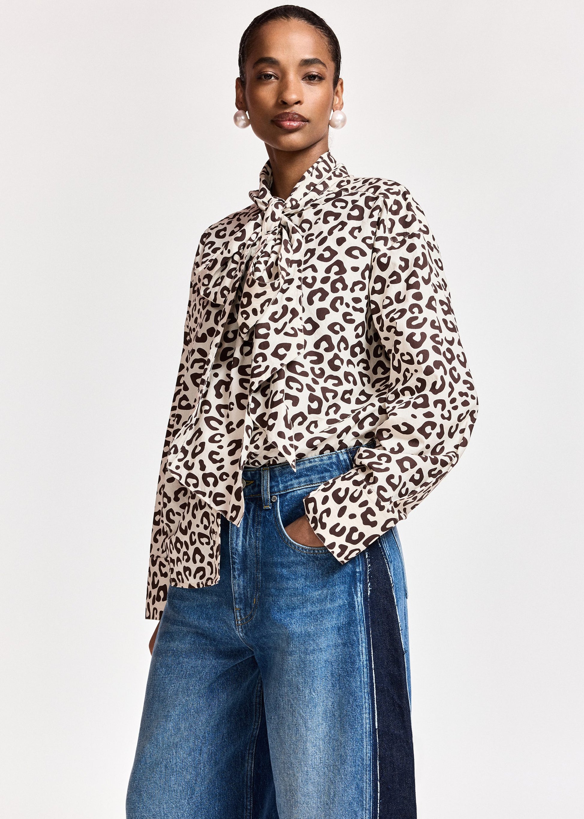 Essentiel Antwerp Khaleesi Pussy Bow Tie Shirt in Bear Me print, side view