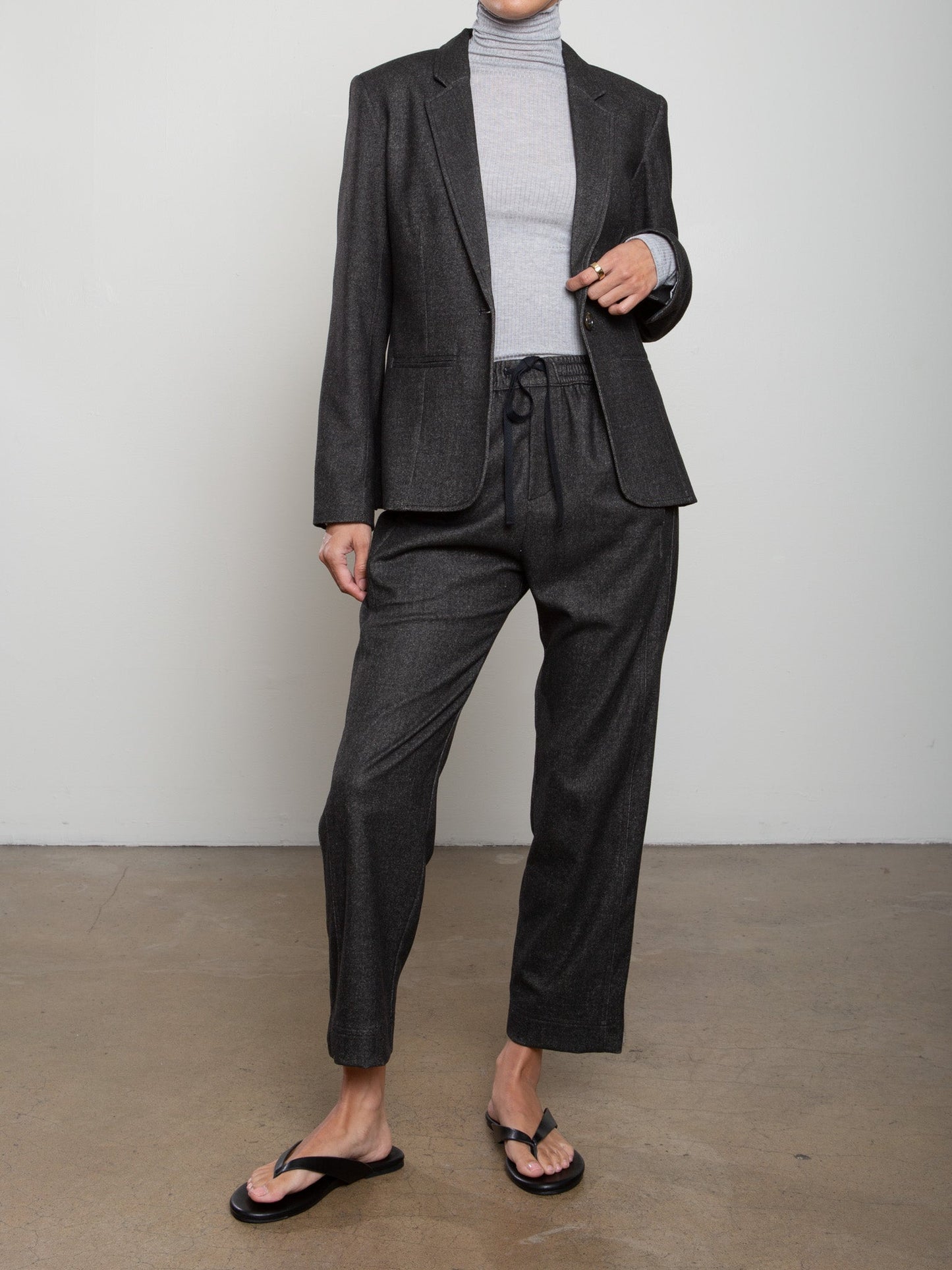 Pharaoh Andy Pant in Cambridge Flannel, Charcoal, alternate view showing elastic waist and side panel