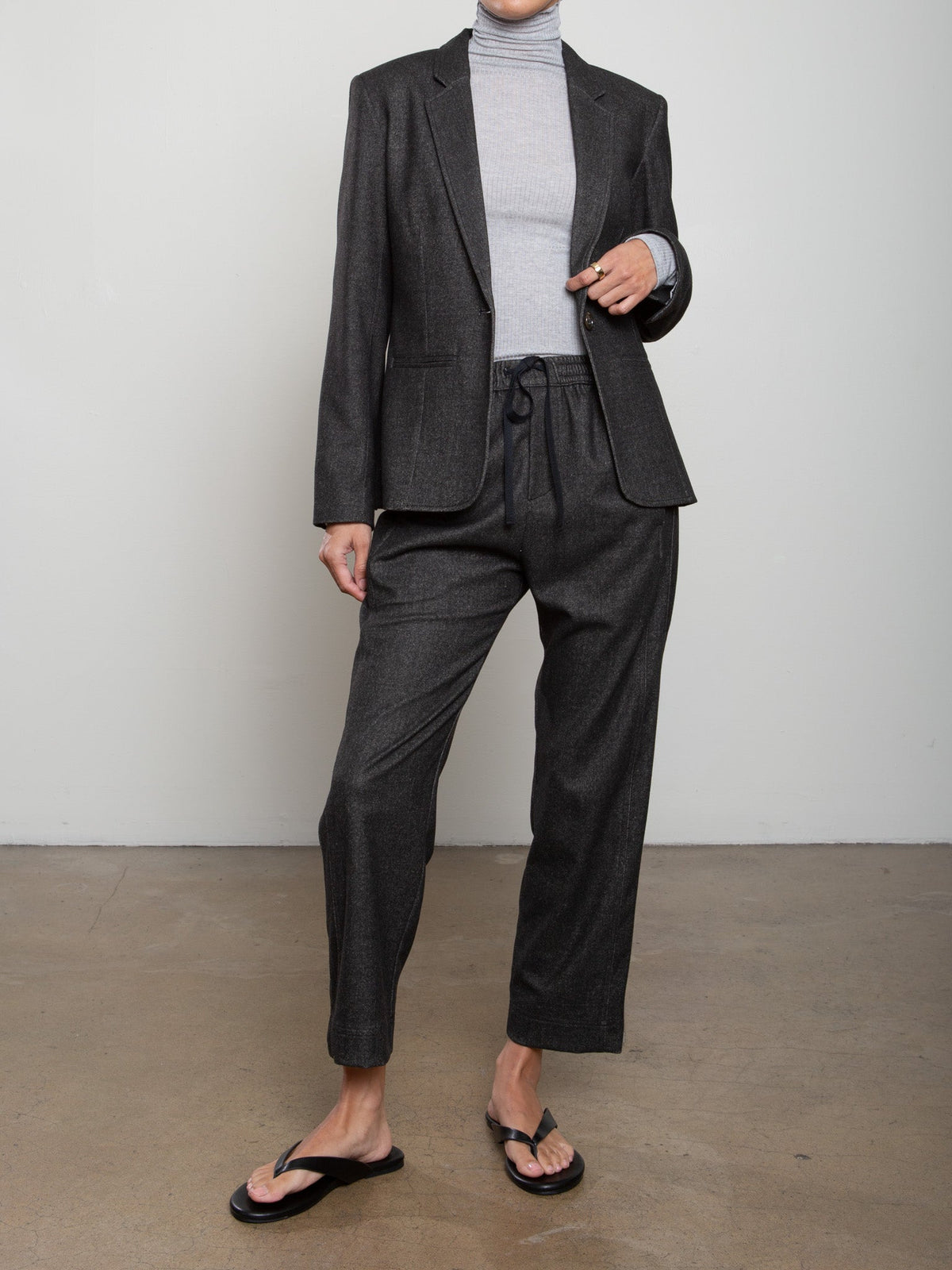 Pharaoh Andy Pant in Cambridge Flannel, Charcoal, alternate view showing elastic waist and side panel