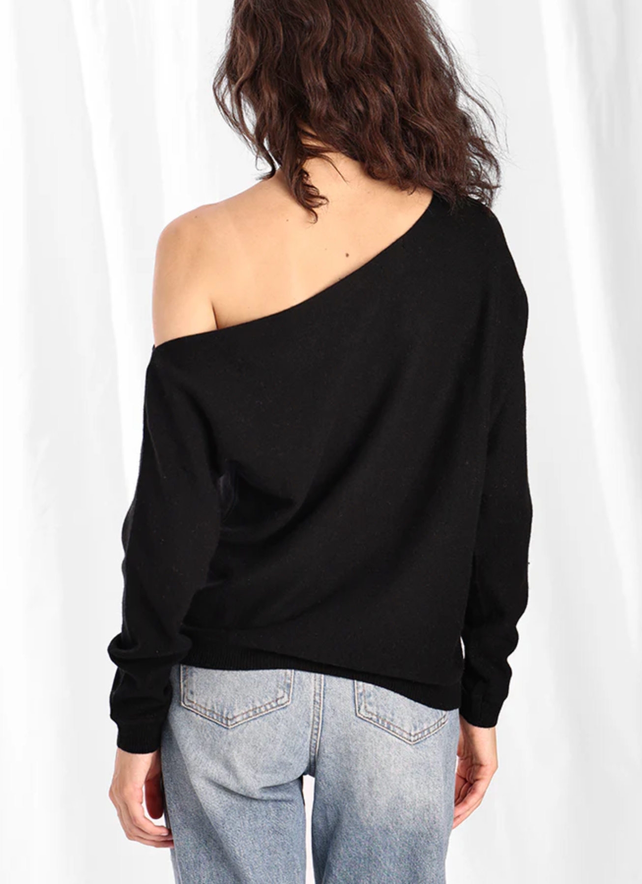 MR Cashmere Off the Shoulder Top