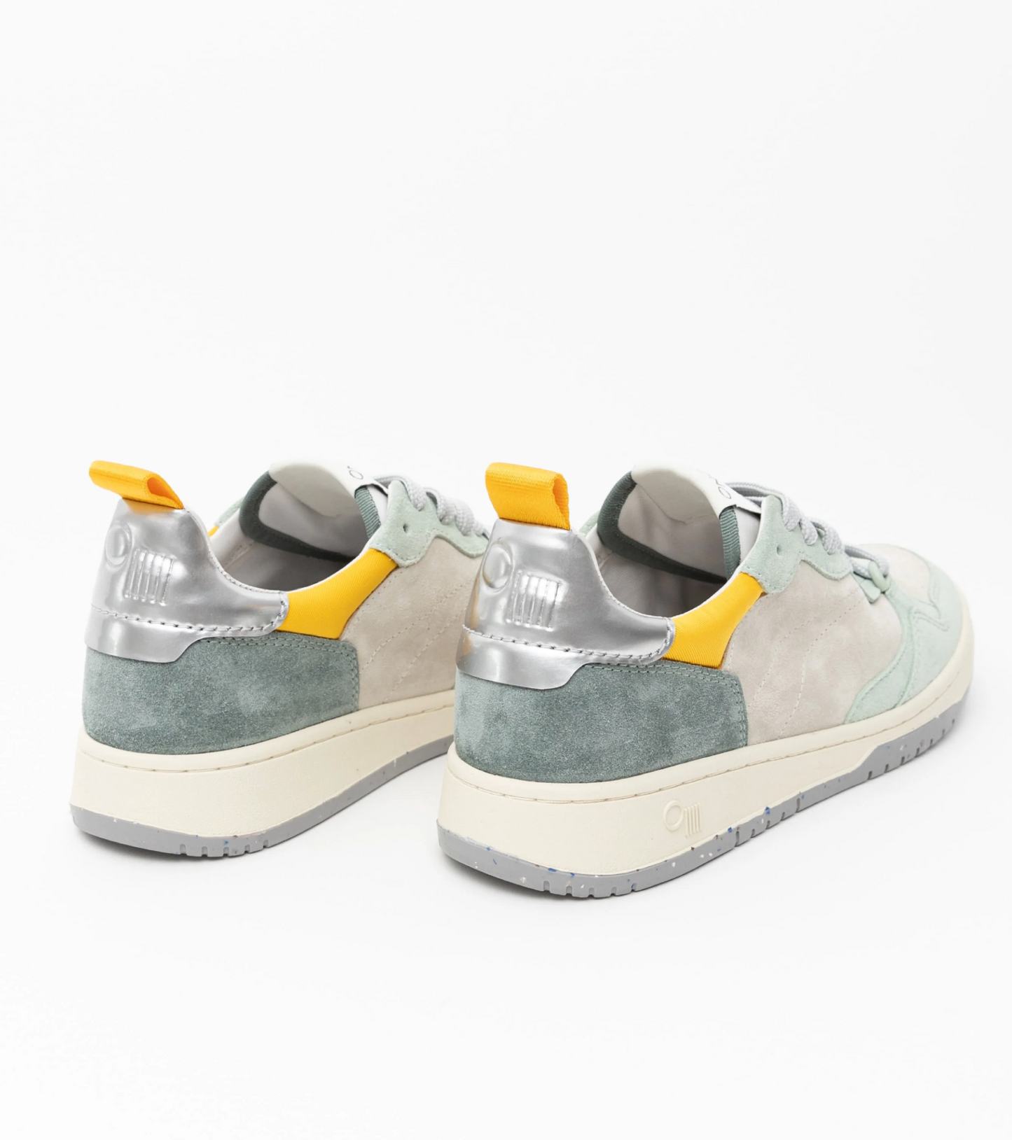 Oncept Phoenix Sneaker