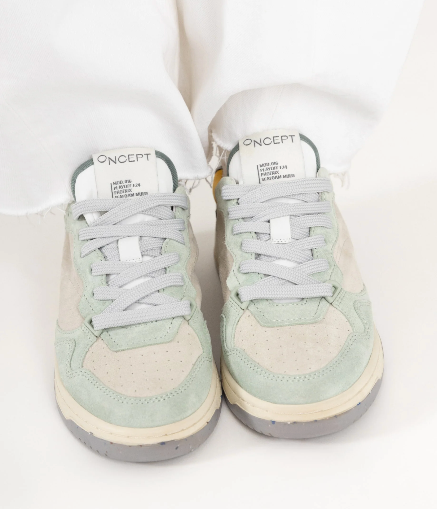 Oncept Phoenix Sneaker