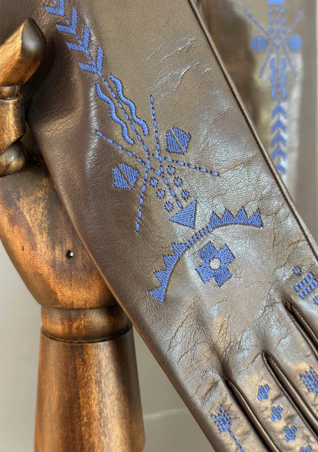 AHWR Petroglyph Gloves