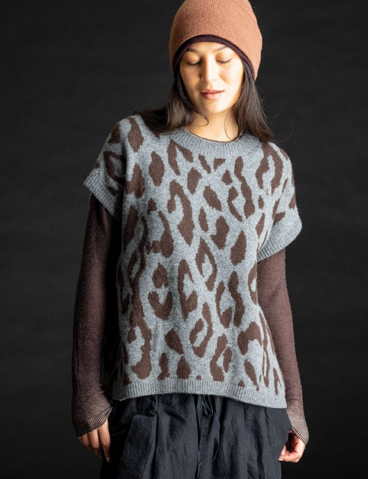 Paychi Leopard Vest