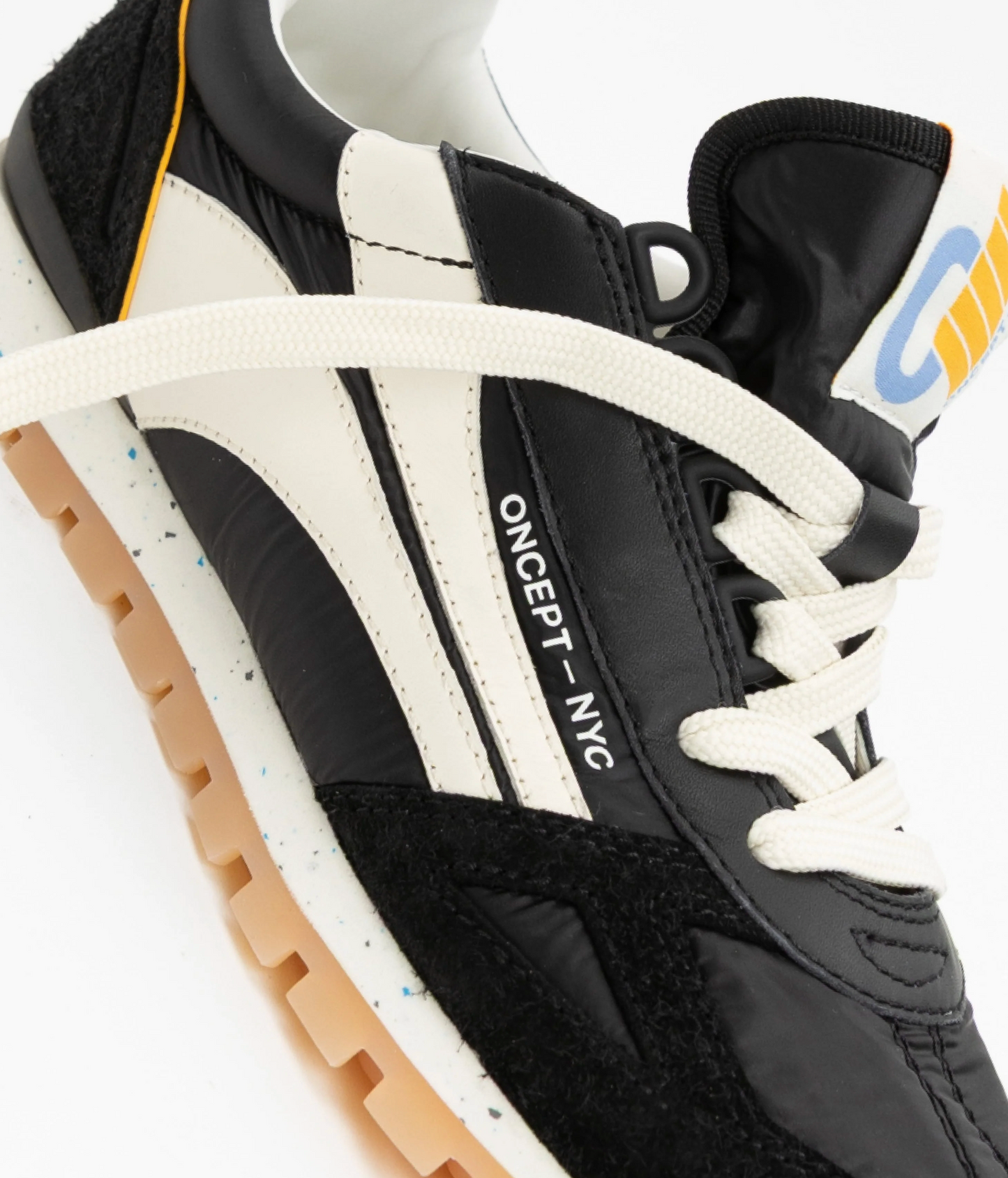 Oncept Toronto Sneaker