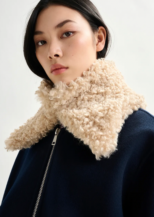 Essentiel Fuzzy Collar