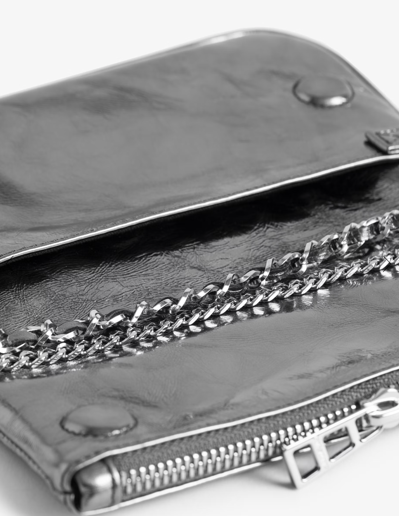 Rock Nano Vintage Metal Clutch
