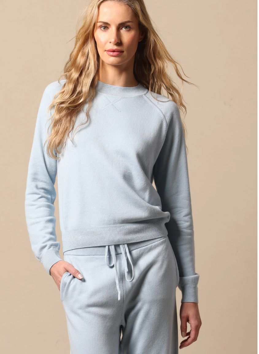 MR Raglan Sweatshirt