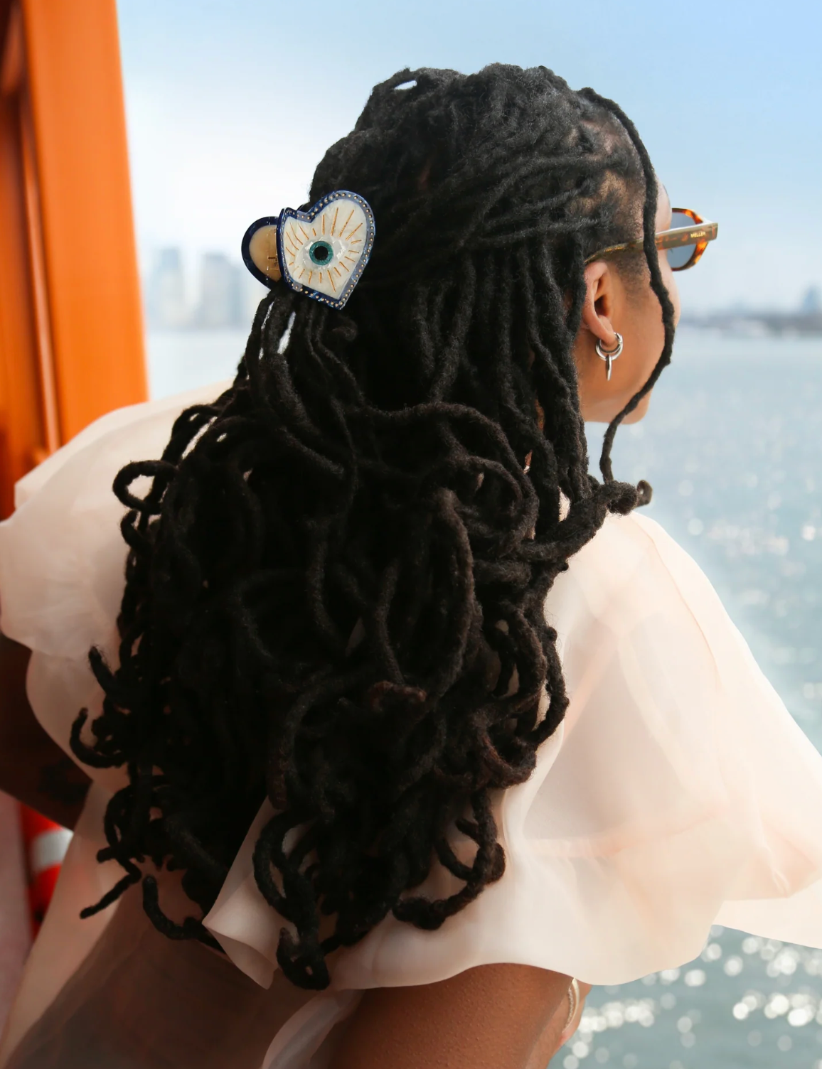 Solar Elipse Lucky Eye Hair Clip