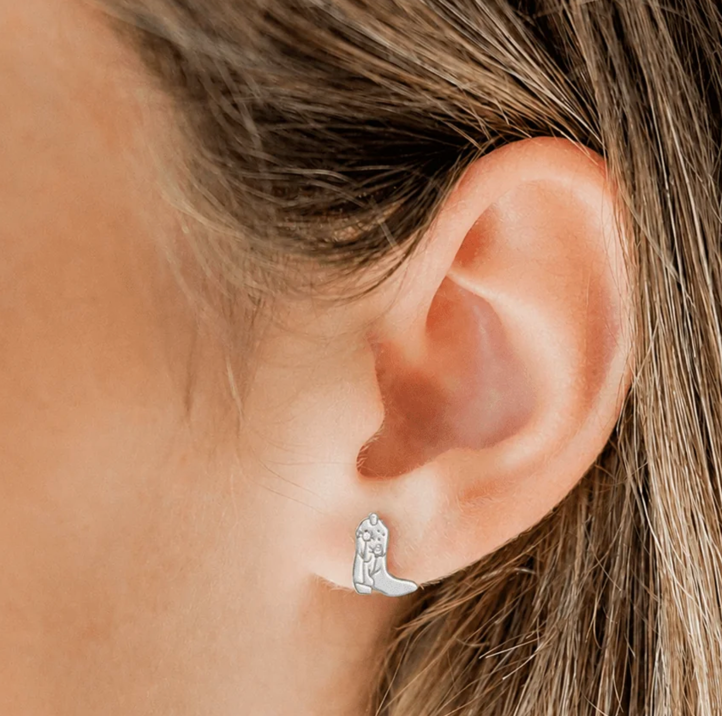 LinnyCo Daisy Cowgirl Screwback Earrings