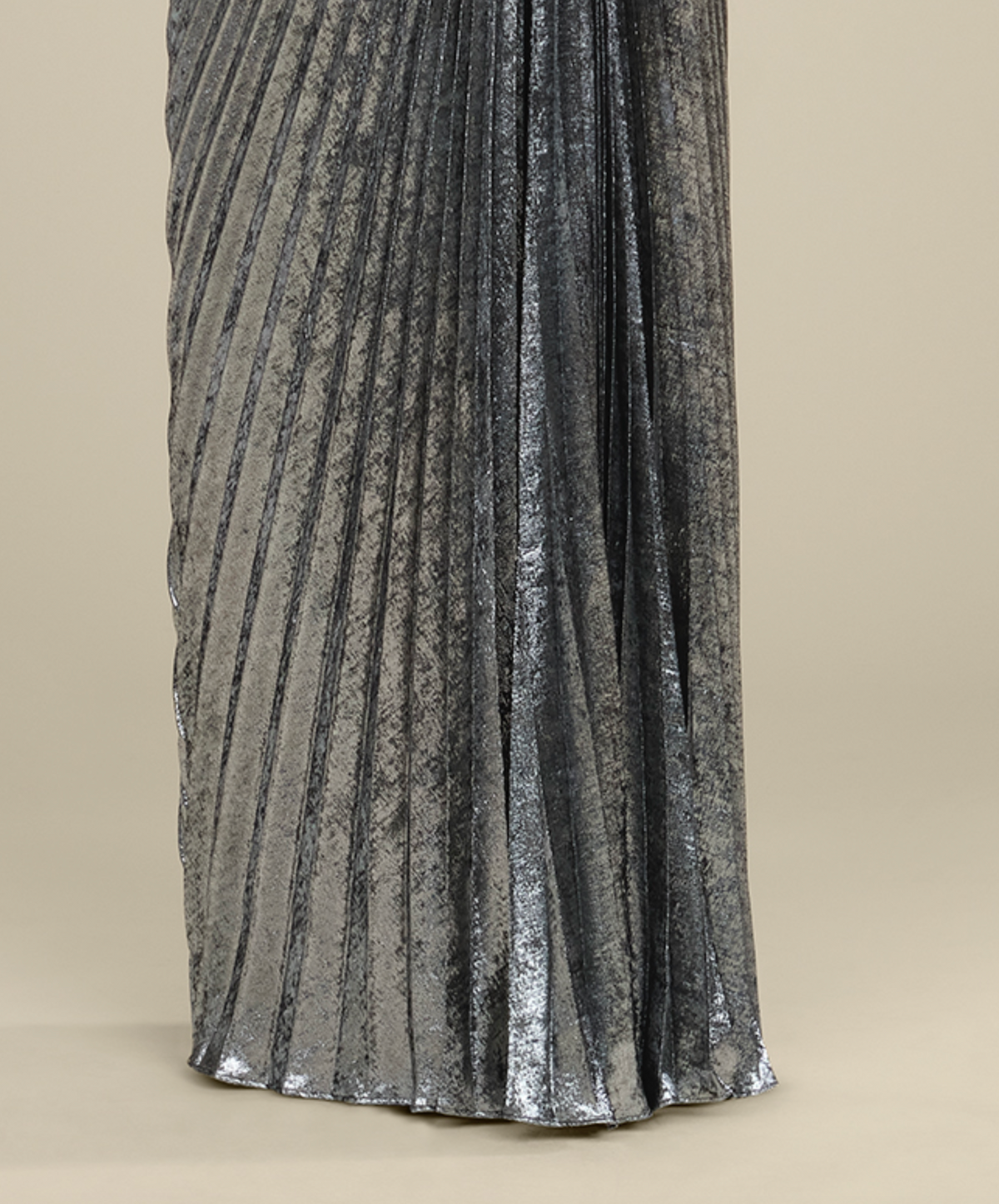 AMUR Joyceann Gown