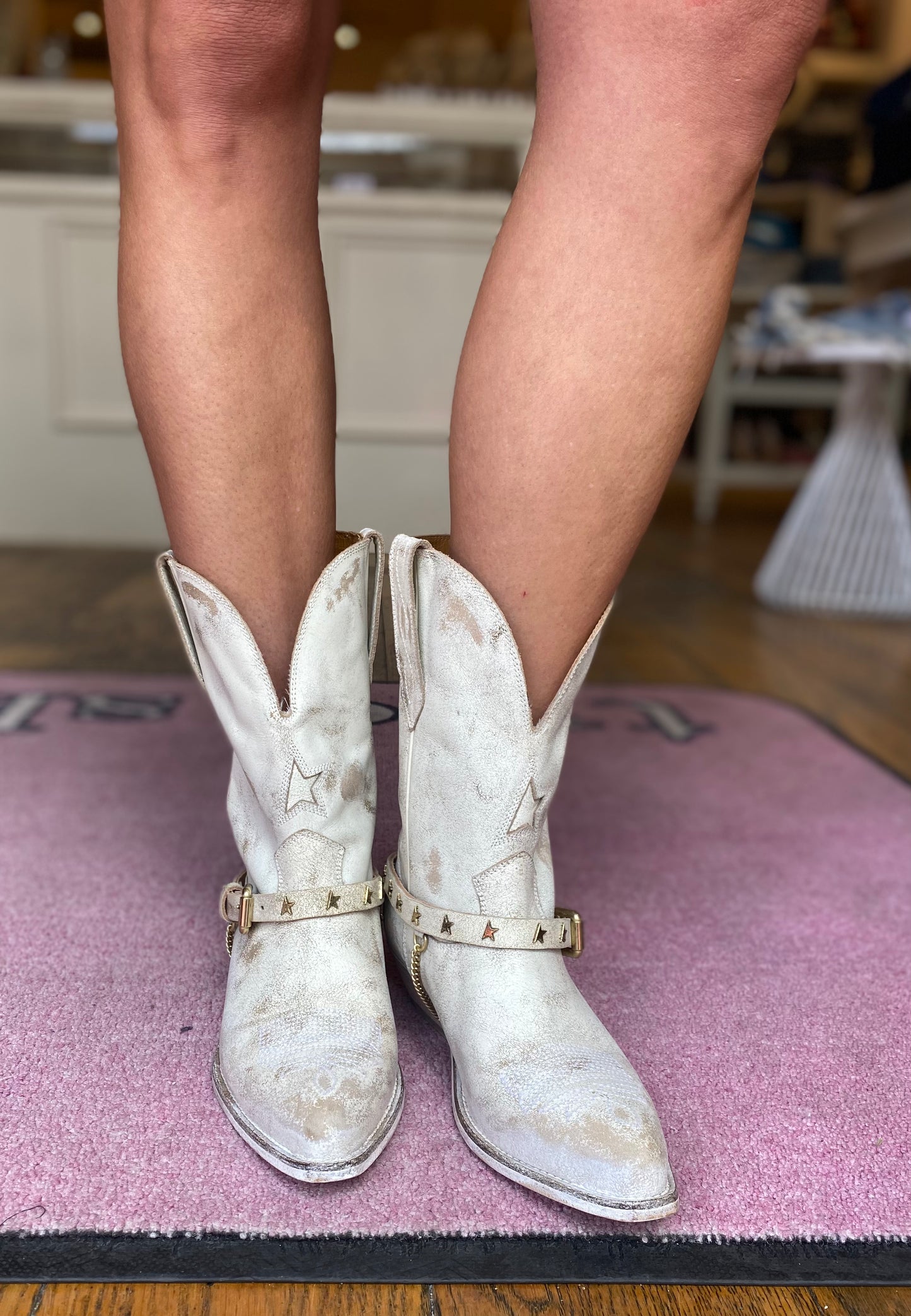 Wish clearance white boots