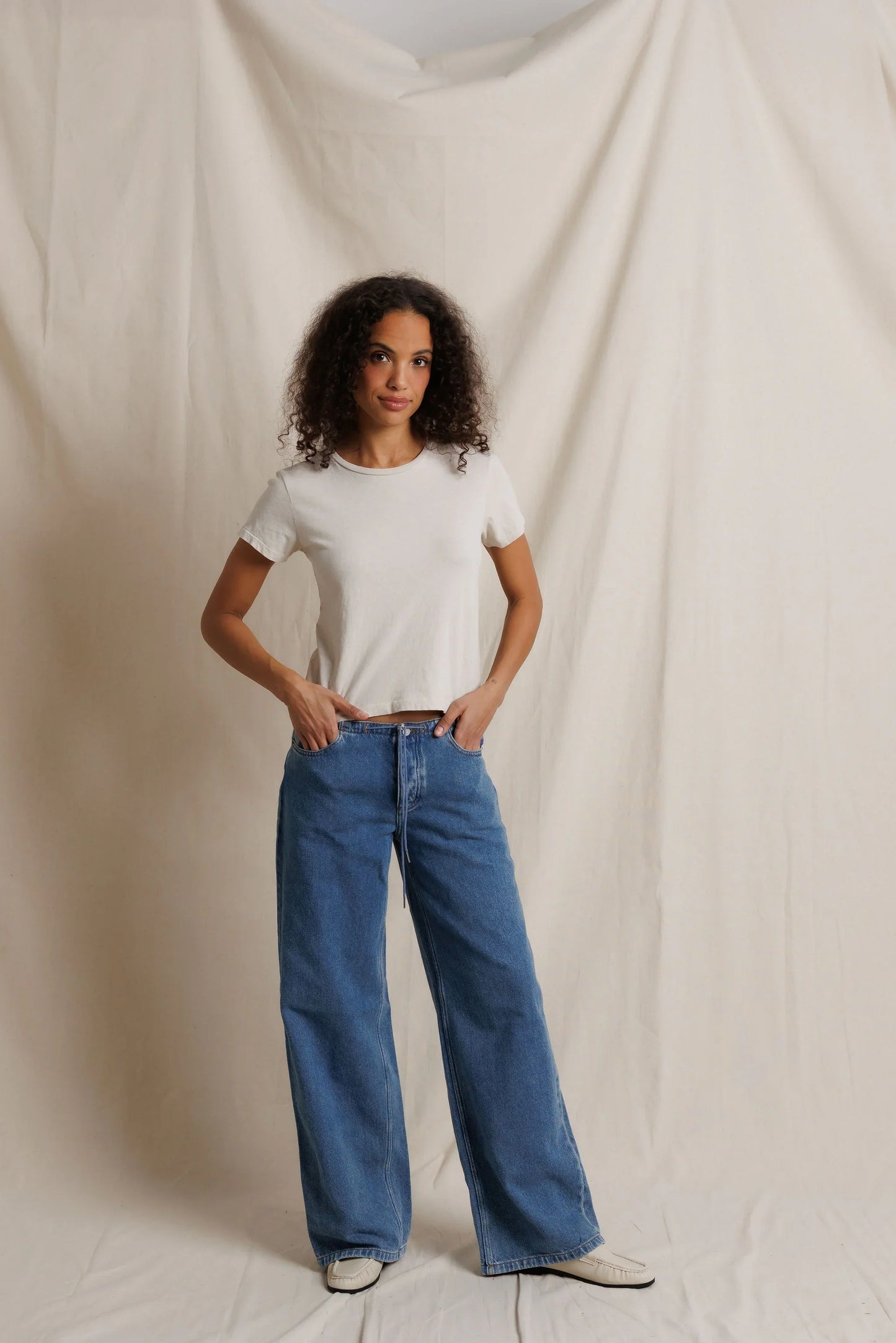 perfectwhitetee Lisa slim crew tee in Whitecap Grey, shown on model