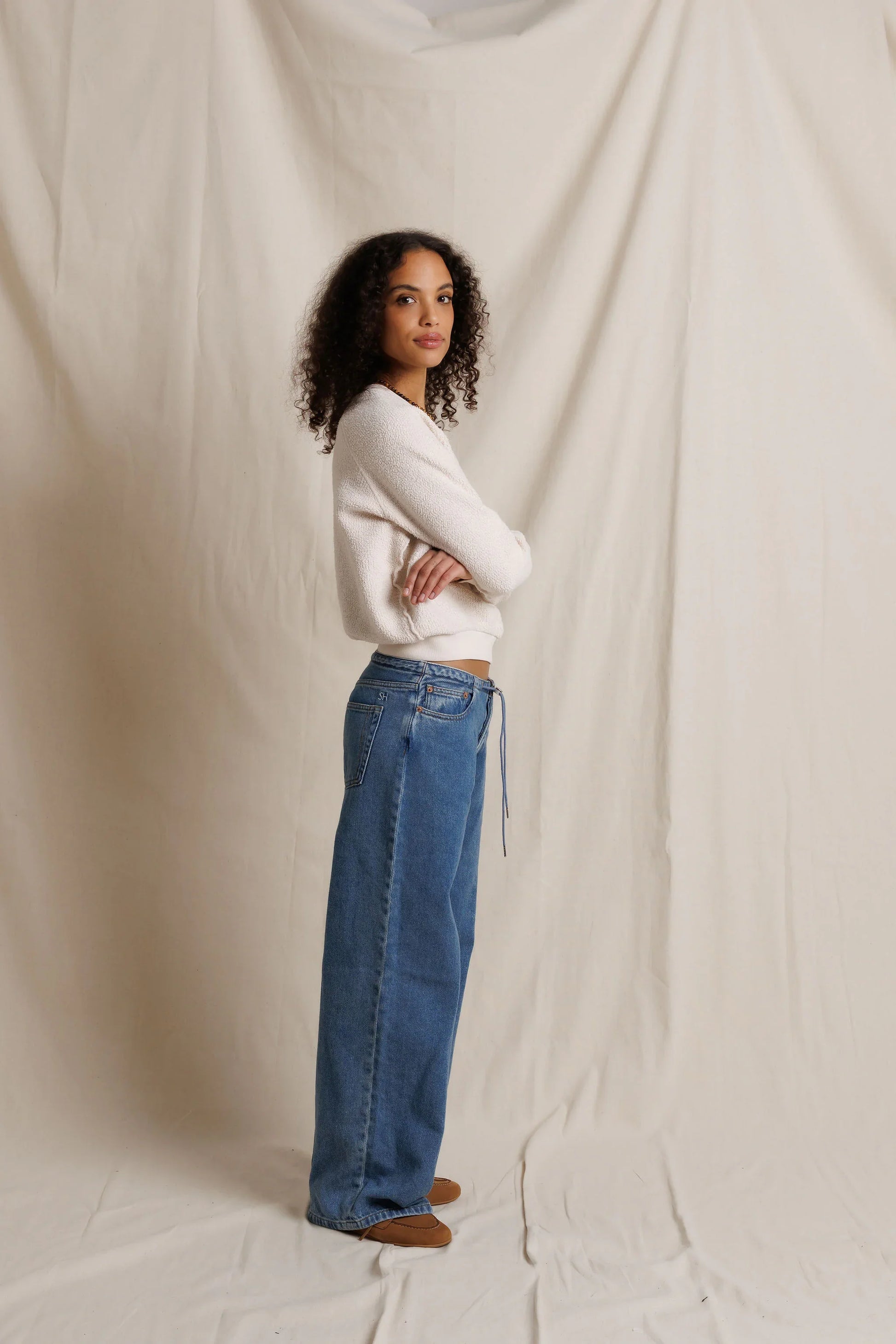 perfectwhitetee Ziggy inside out fleece sweatshirt in Whitecap Grey, alternate view on model